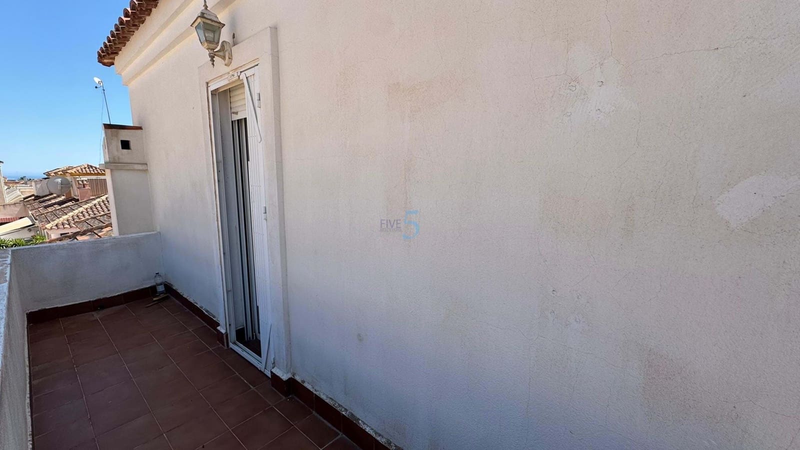 3 bedroom Villa for sale in Villamartin with pool - € 239,900 (Ref: 9017105)