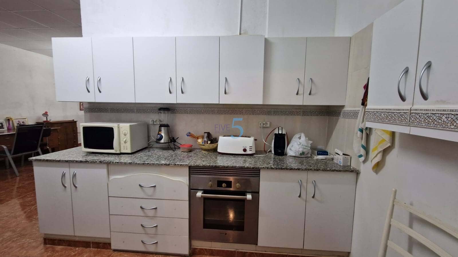 5 bedroom Townhouse for sale in Rojales with garage - € 275,000 (Ref: 9017107)