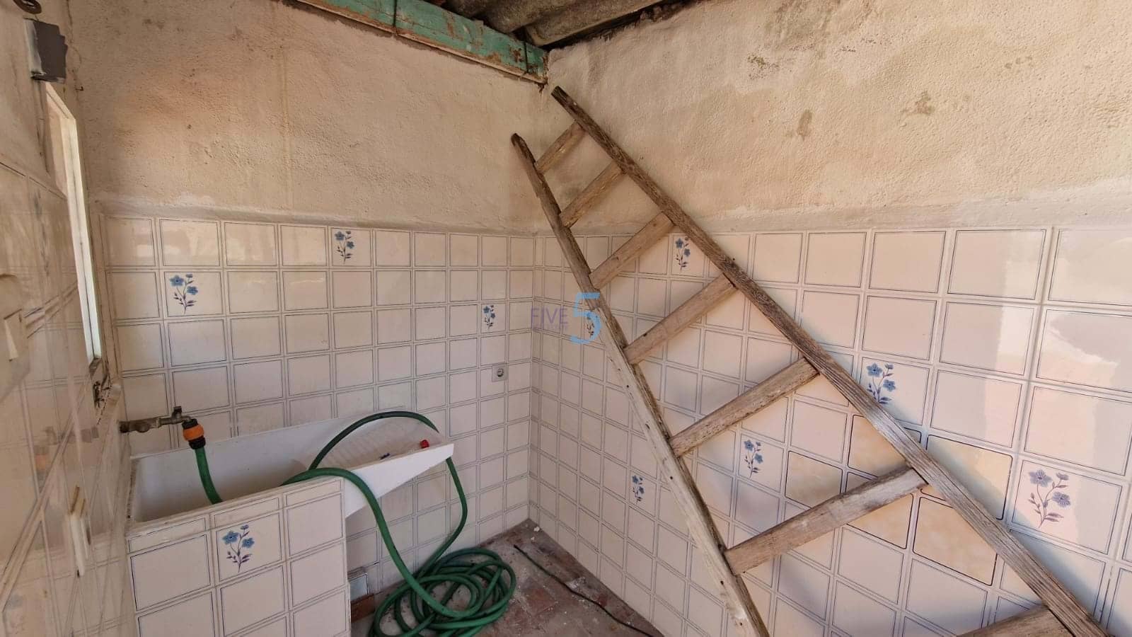 5 bedroom Townhouse for sale in Rojales with garage - € 275,000 (Ref: 9017107)