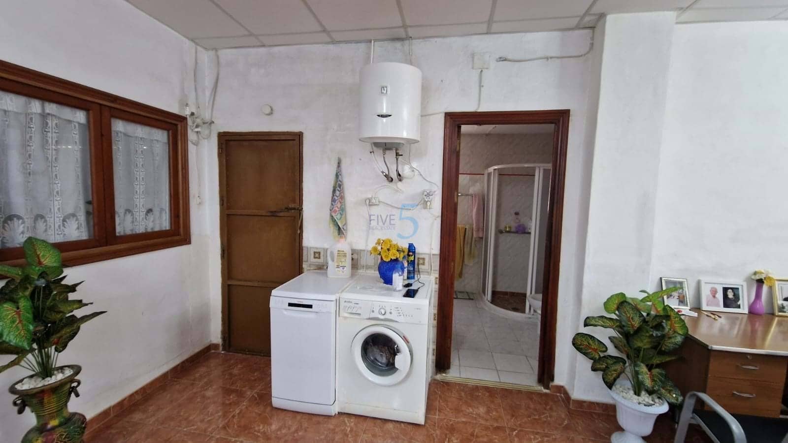 5 bedroom Townhouse for sale in Rojales with garage - € 275,000 (Ref: 9017107)