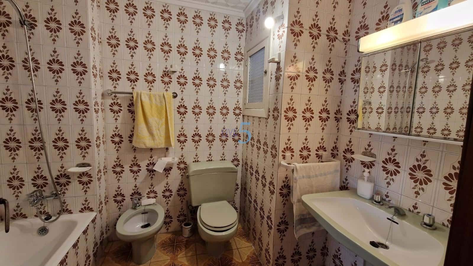 5 bedroom Townhouse for sale in Rojales with garage - € 275,000 (Ref: 9017107)