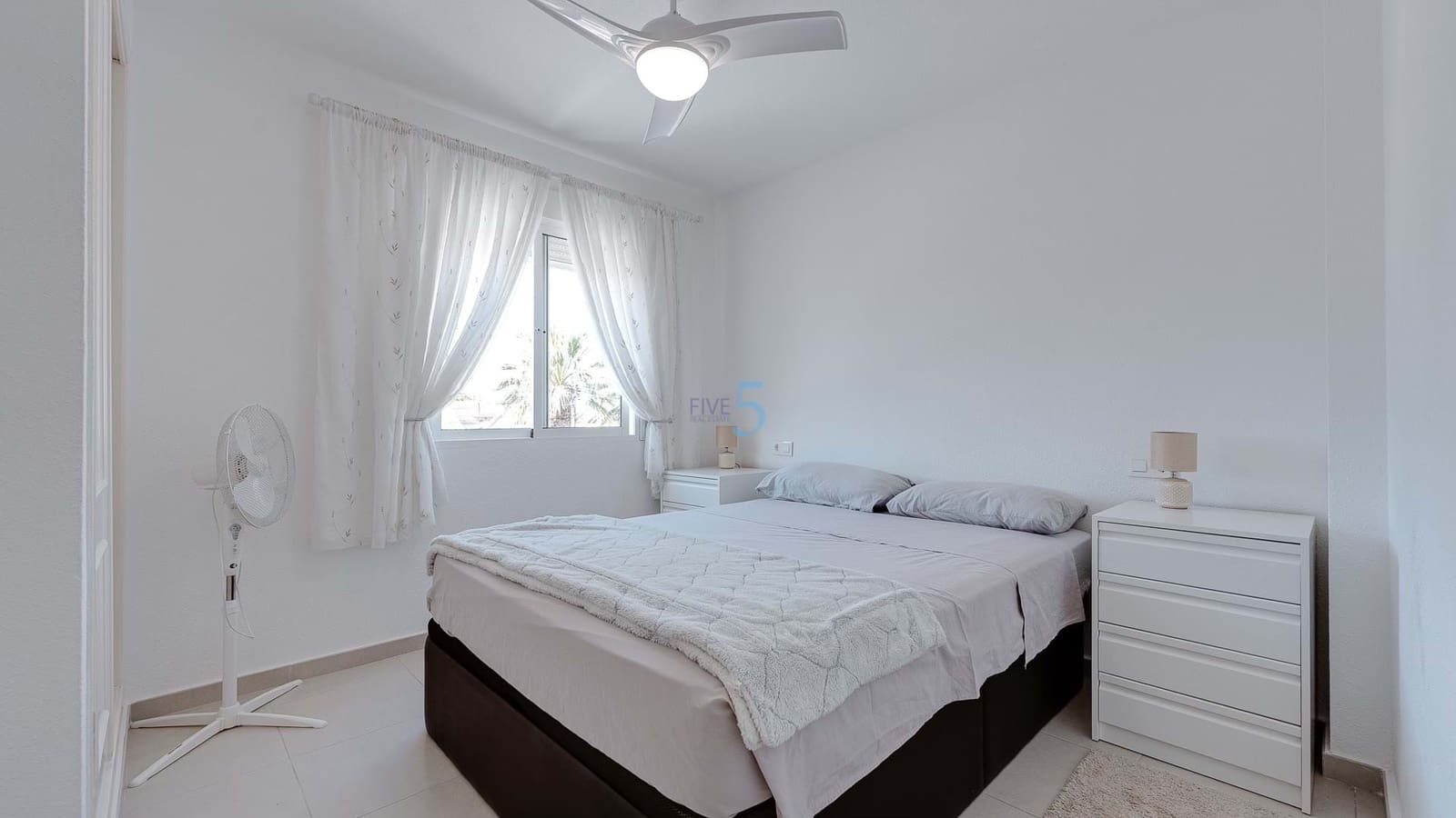 3 soverom Leilighet til salgs i Torrevieja med svømmebasseng - € 134 950 (Ref: 9023944)