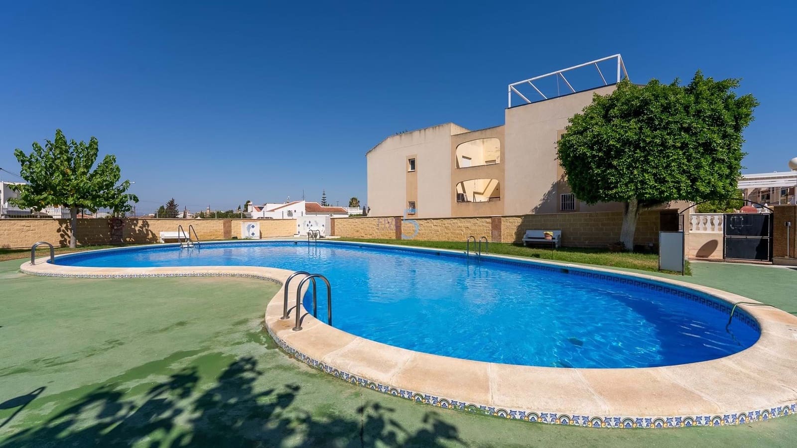 3 soverom Leilighet til salgs i Torrevieja med svømmebasseng - € 134 950 (Ref: 9023944)