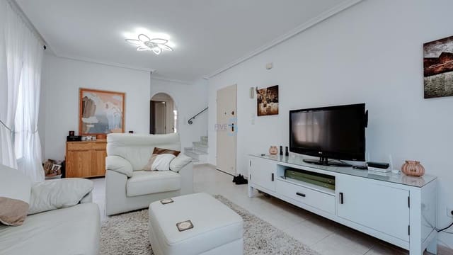 Chalet de 3 habitaciones en Ciudad Quesada, Rojales en venta con piscina - 239.995 € (Ref: 9038274)