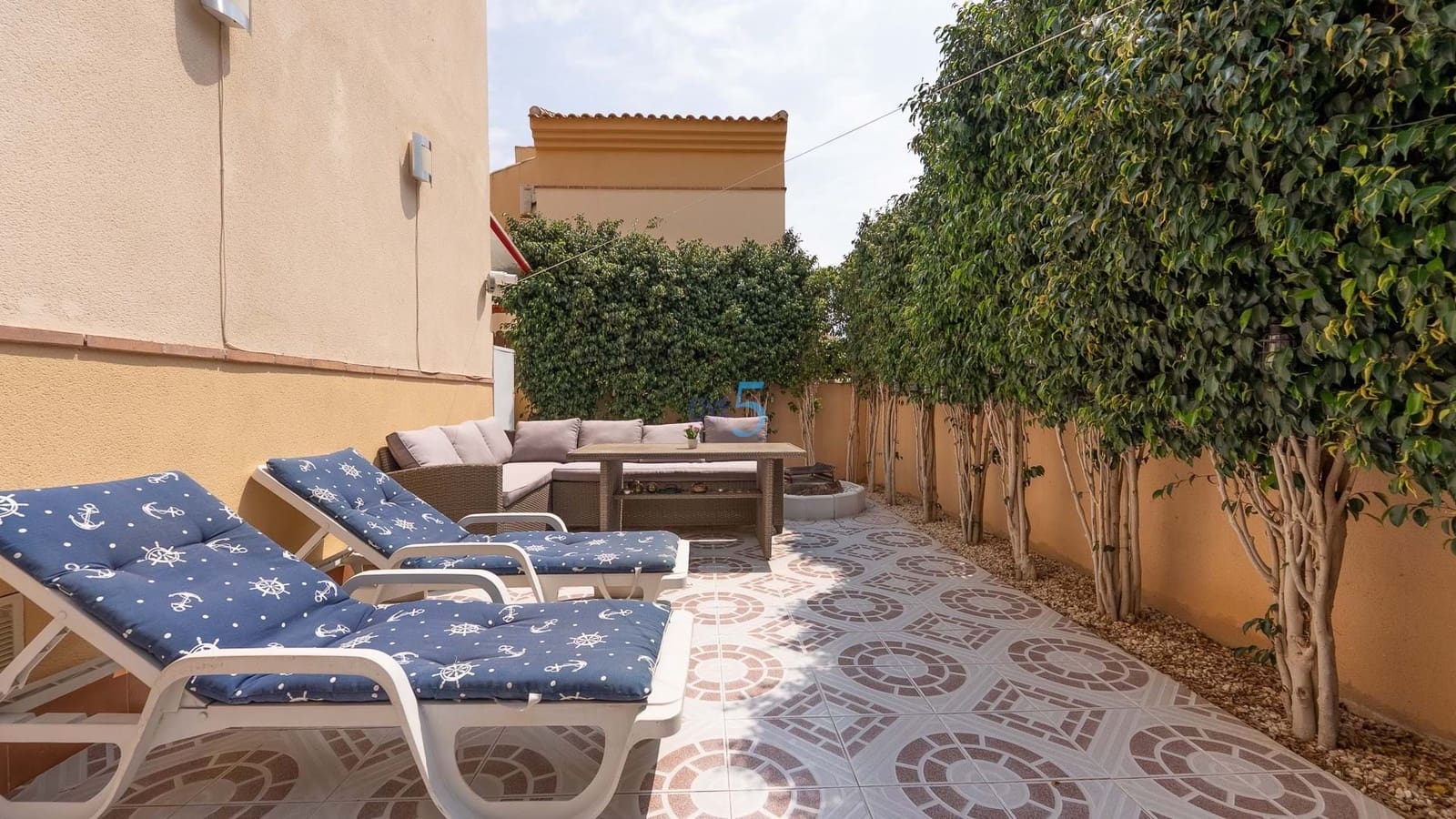 Chalet de 3 habitaciones en Ciudad Quesada en venta con piscina - 239.995 € (Ref: 9038274)