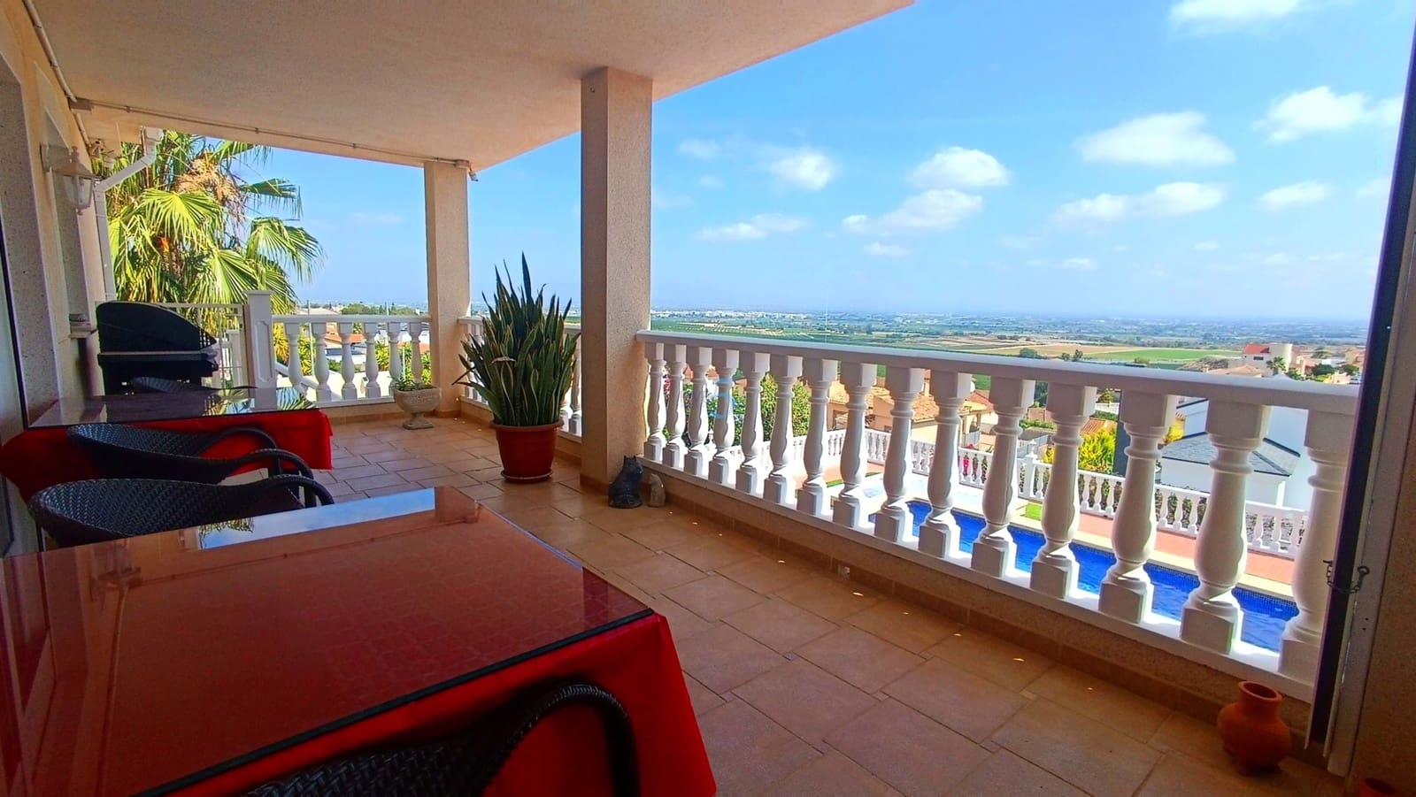 3 makuuhuone Huvila myytävänä paikassa Algorfa mukana uima-altaan 
autotalli - 599 990 € (Ref: 9038275)