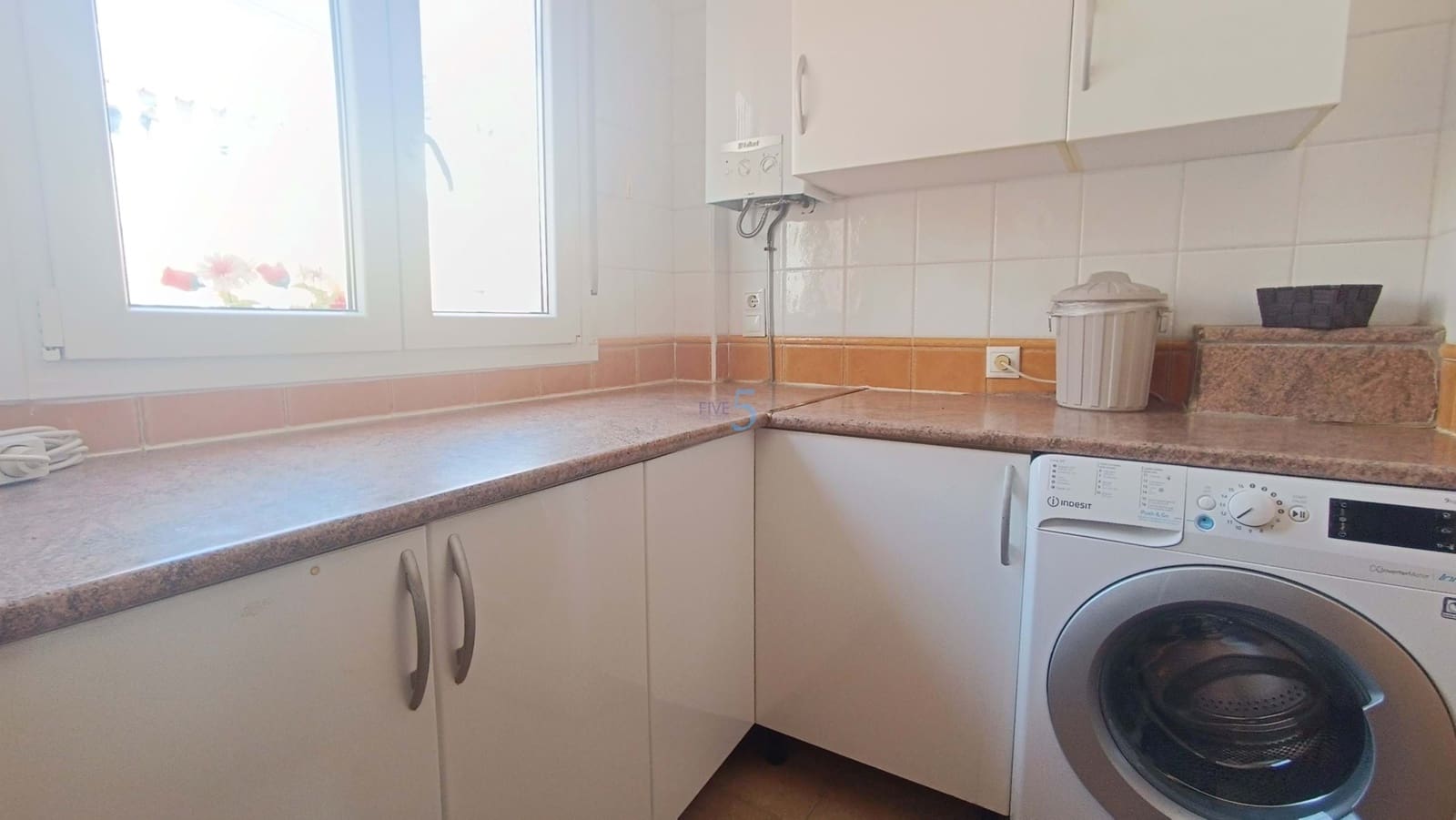 3 makuuhuone Huvila myytävänä paikassa Algorfa mukana uima-altaan 
autotalli - 599 990 € (Ref: 9038275)