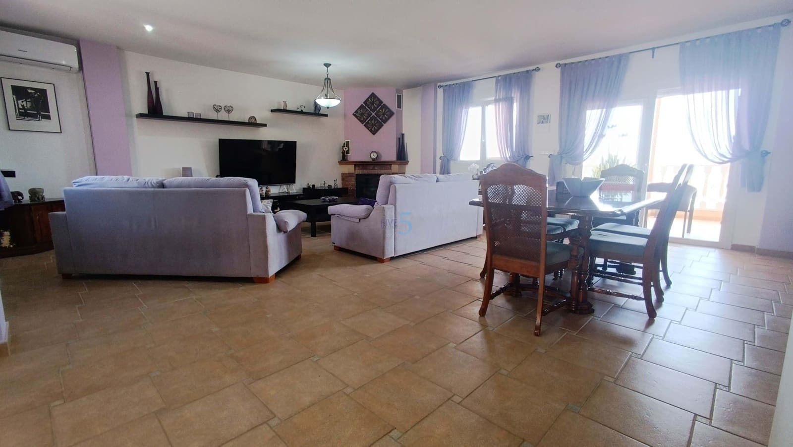 3 makuuhuone Huvila myytävänä paikassa Algorfa mukana uima-altaan 
autotalli - 599 990 € (Ref: 9038275)