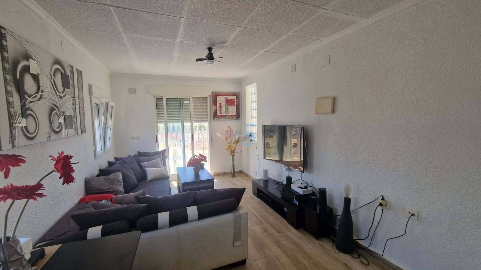 2 bedroom Villa for sale in San Fulgencio - € 180,000 (Ref: 9047210)