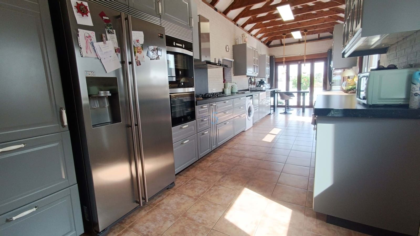 5 soveværelse Villa til salg i Jacarilla med swimmingpool - € 595.000 (Ref: 9047213)