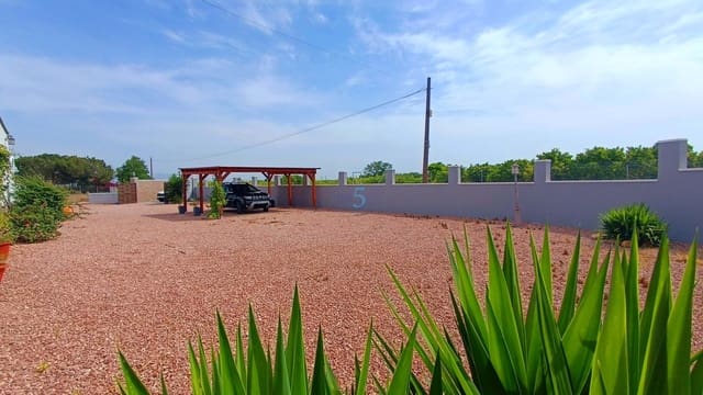 5 bedroom Villa for sale in Jacarilla with pool - € 595,000 (Ref: 9047213)