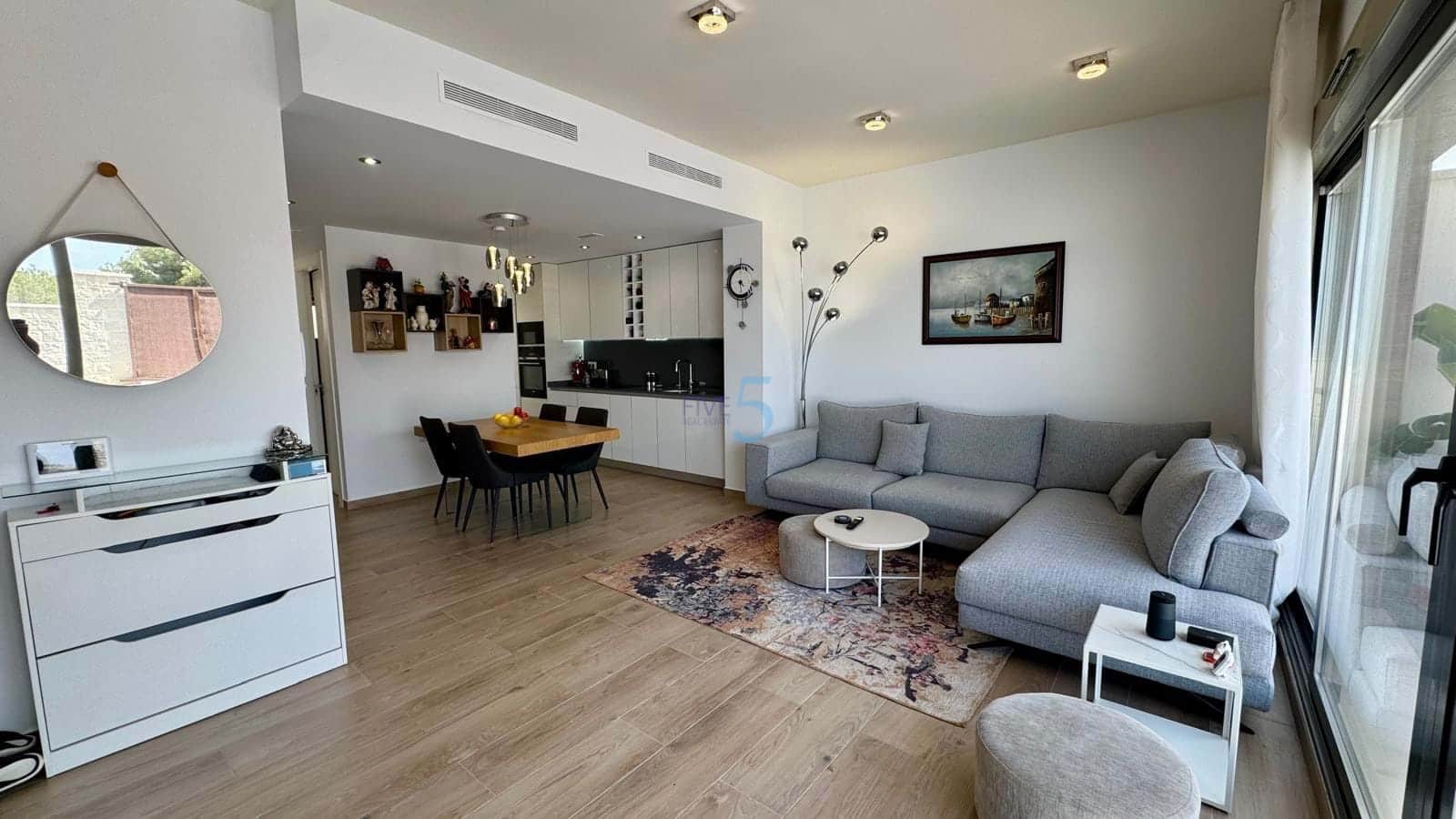 3 bedroom Villa for sale in Villamartin with pool garage - € 448,000 (Ref: 9057191)