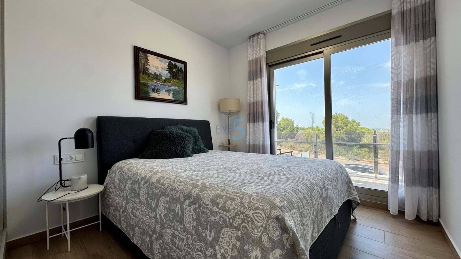 3 bedroom Villa for sale in Villamartin with pool garage - € 448,000 (Ref: 9057191)