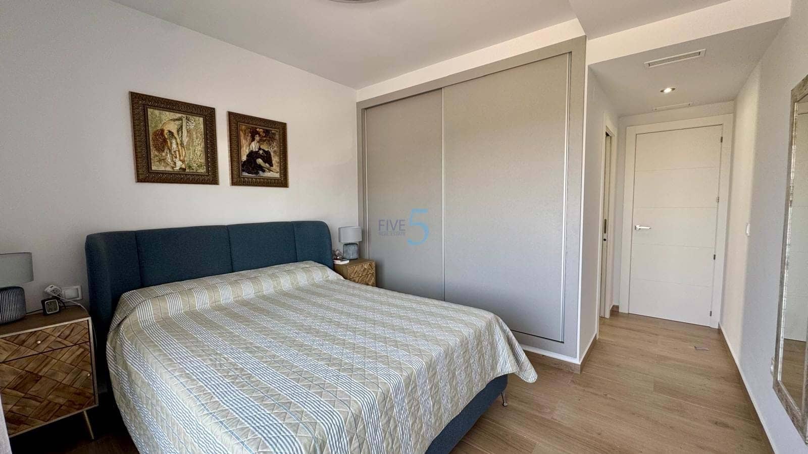 3 bedroom Villa for sale in Villamartin with pool garage - € 448,000 (Ref: 9057191)