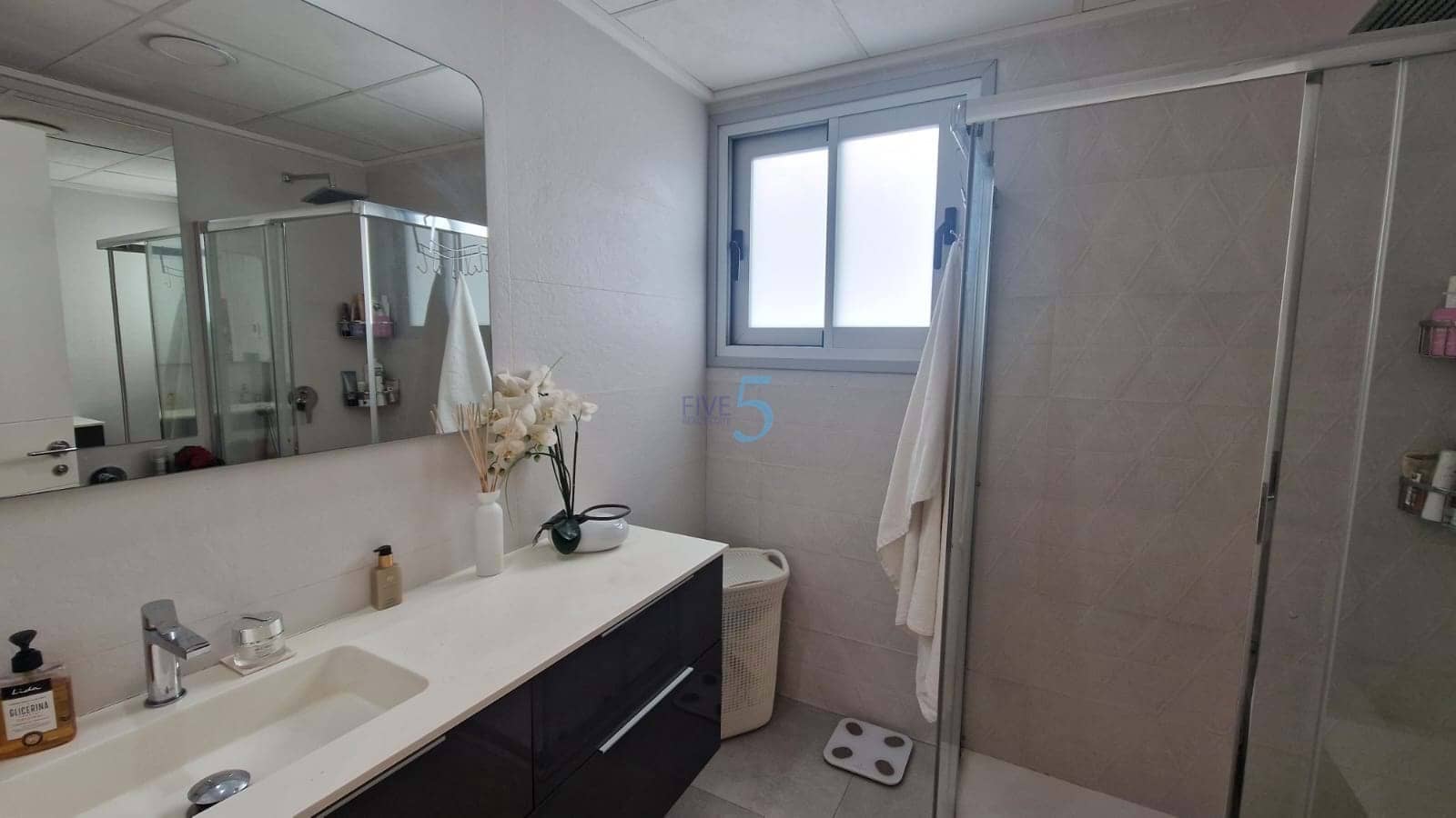 4 bedroom Villa for sale in Villamartin with pool garage - € 950,000 (Ref: 9057194)