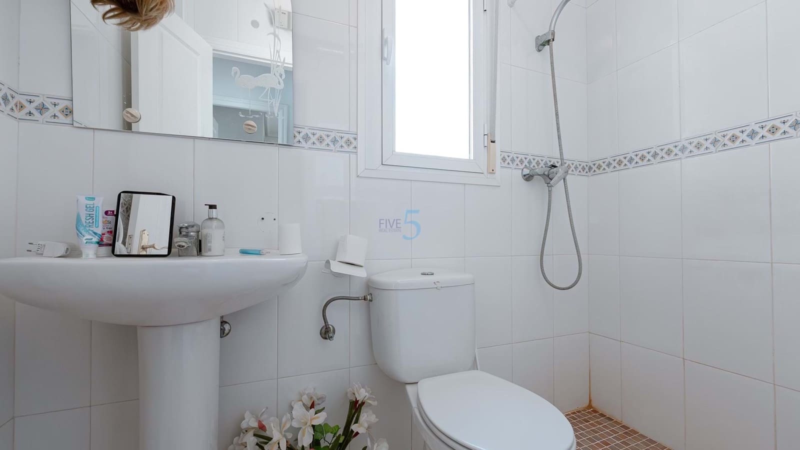 2 soveværelse Bungalow til salg i Rojales med swimmingpool garage - € 165.000 (Ref: 9058147)