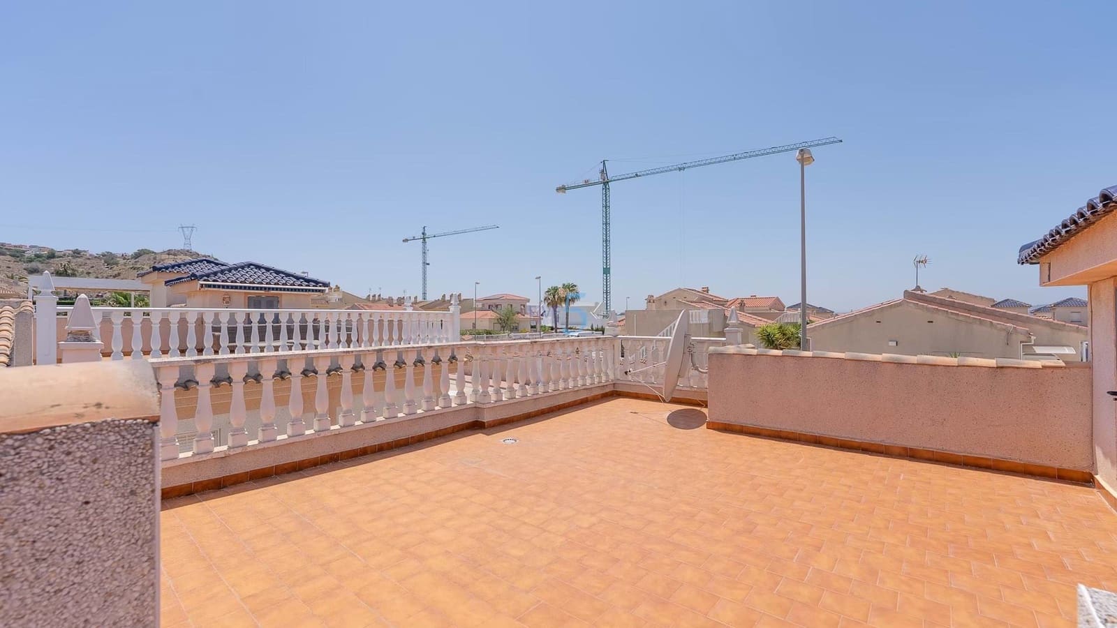 2 soveværelse Bungalow til salg i Rojales med swimmingpool garage - € 165.000 (Ref: 9058147)