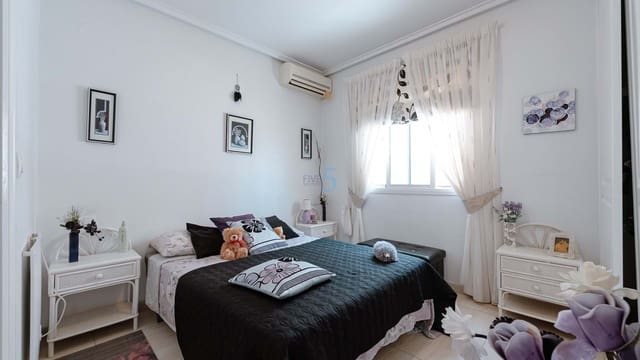 2 chambre Bungalow à vendre à Rojales avec piscine garage - 165 000 € (Ref: 9058147)