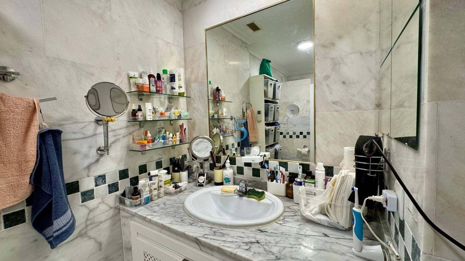 2 bedroom Apartment for sale in Villamartin with pool garage - € 170,000 (Ref: 9063715)