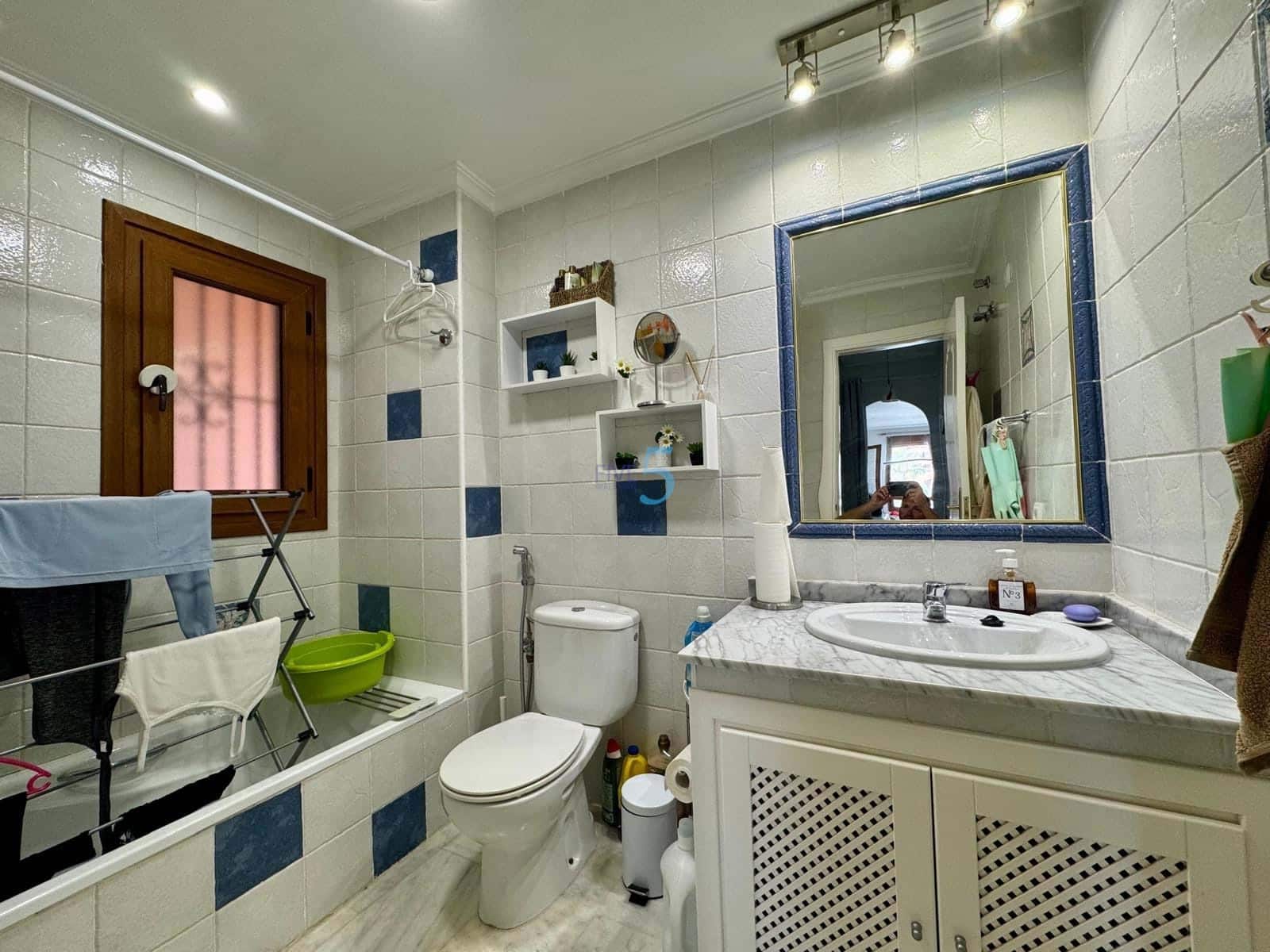 2 bedroom Apartment for sale in Villamartin with pool garage - € 170,000 (Ref: 9063715)