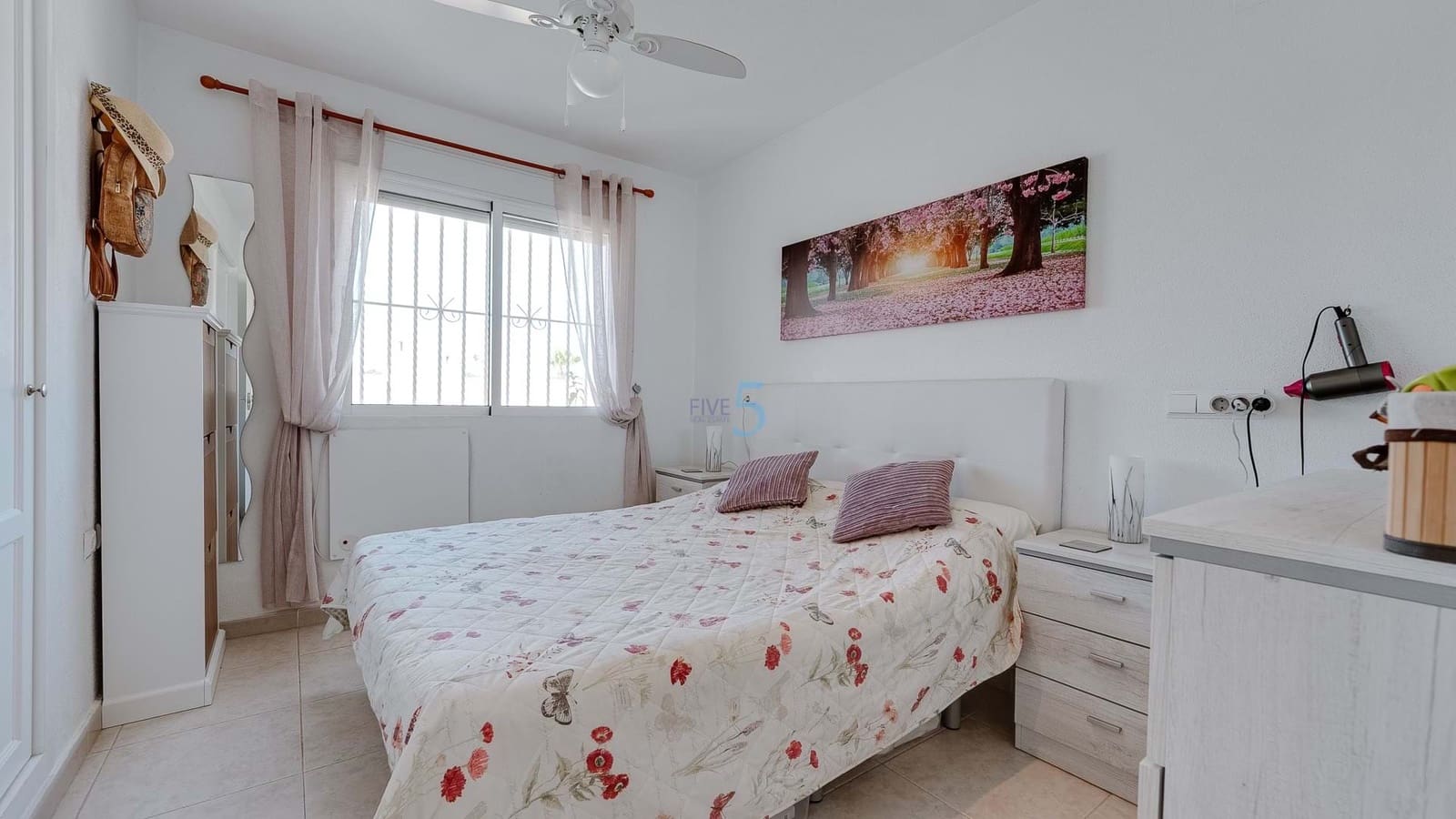 3 soverom Kjedet enebolig til salgs i Rojales med svømmebasseng garasje - € 235 000 (Ref: 9064410)