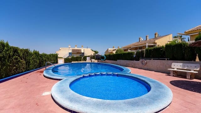 3 bedroom Semi-detached Villa for sale in Rojales with pool garage - € 235,000 (Ref: 9064410)