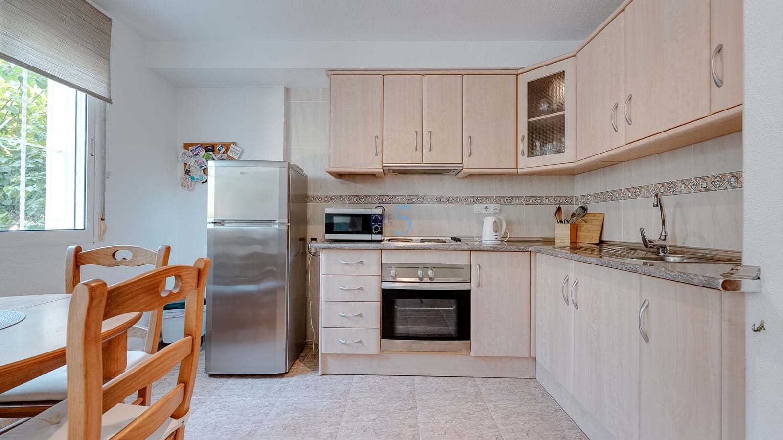 3 soverom Kjedet enebolig til salgs i Rojales med svømmebasseng garasje - € 235 000 (Ref: 9064410)