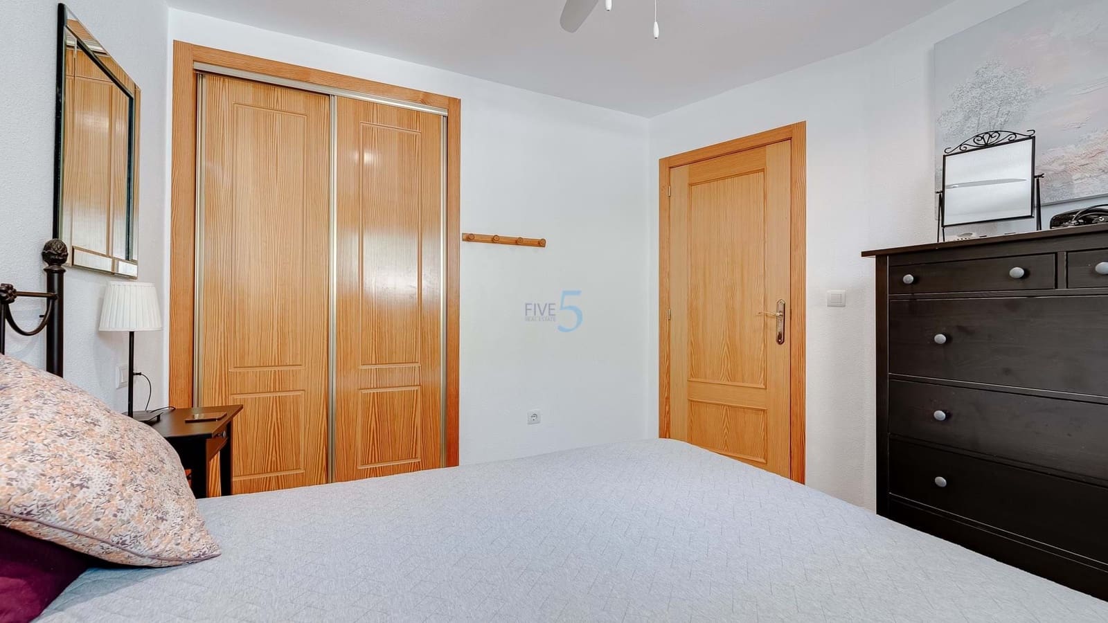 3 soverom Kjedet enebolig til salgs i Rojales med svømmebasseng garasje - € 235 000 (Ref: 9064410)