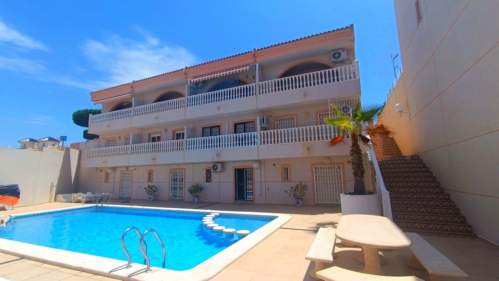 3 chambre Maison de Ville à vendre à Ciudad Quesada avec piscine - 217 995 € (Ref: 9068396)