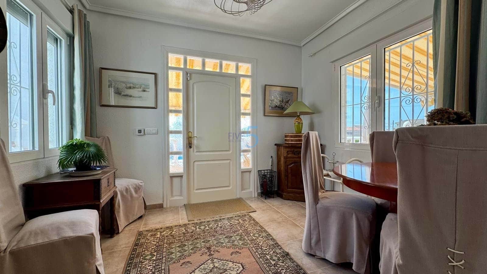 3 makuuhuone Huvila myytävänä paikassa Ciudad Quesada mukana uima-altaan - 499 999 € (Ref: 9072997)