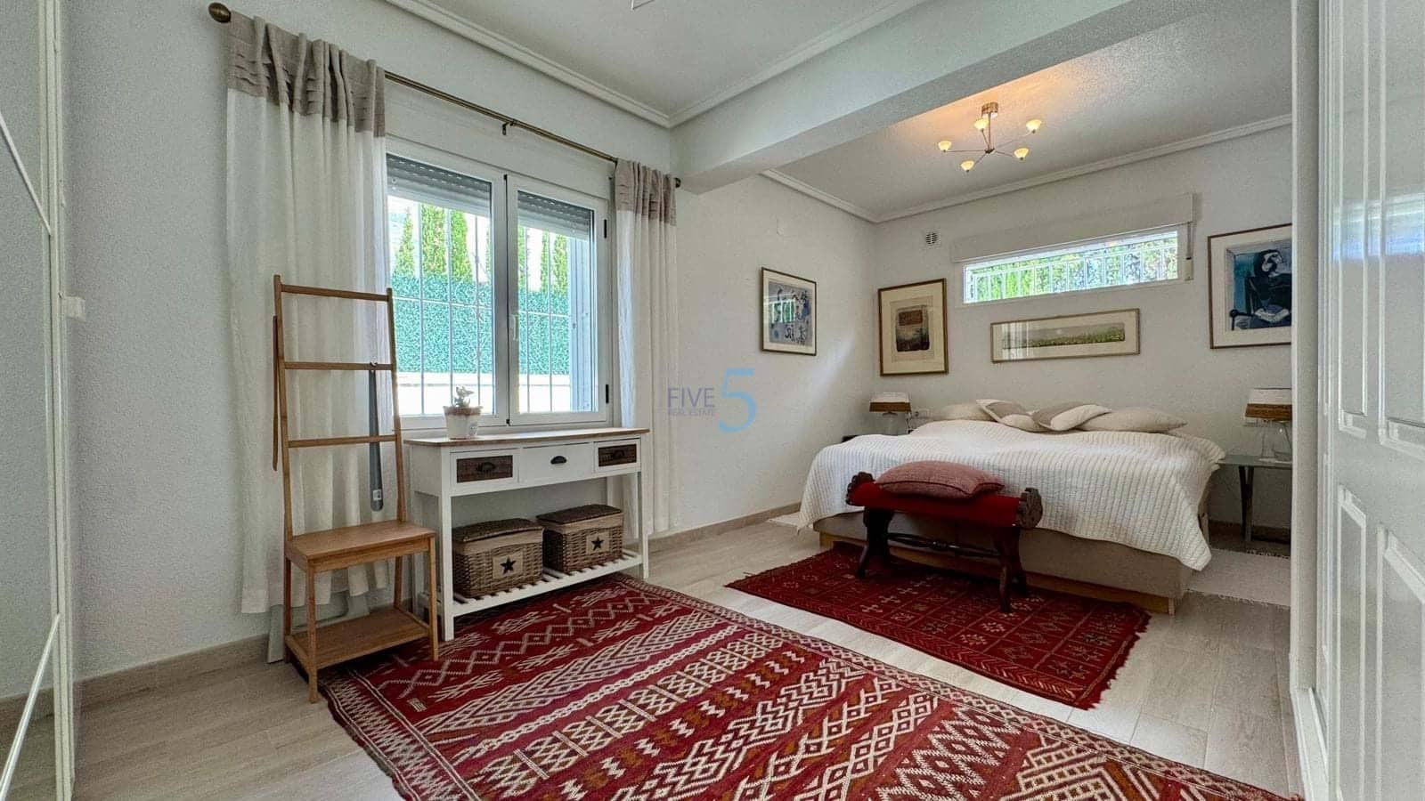 3 makuuhuone Huvila myytävänä paikassa Ciudad Quesada mukana uima-altaan - 499 999 € (Ref: 9072997)