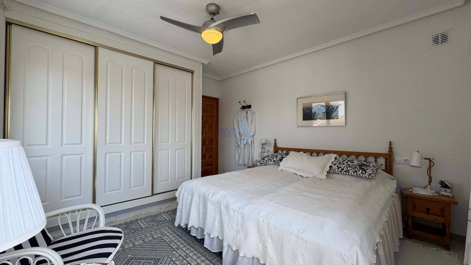 3 makuuhuone Huvila myytävänä paikassa Ciudad Quesada mukana uima-altaan - 499 999 € (Ref: 9072997)