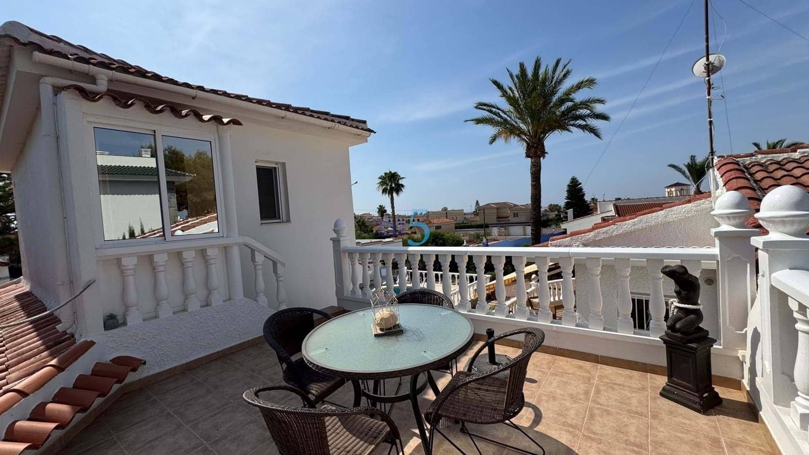 3 makuuhuone Huvila myytävänä paikassa Ciudad Quesada mukana uima-altaan - 499 999 € (Ref: 9072997)