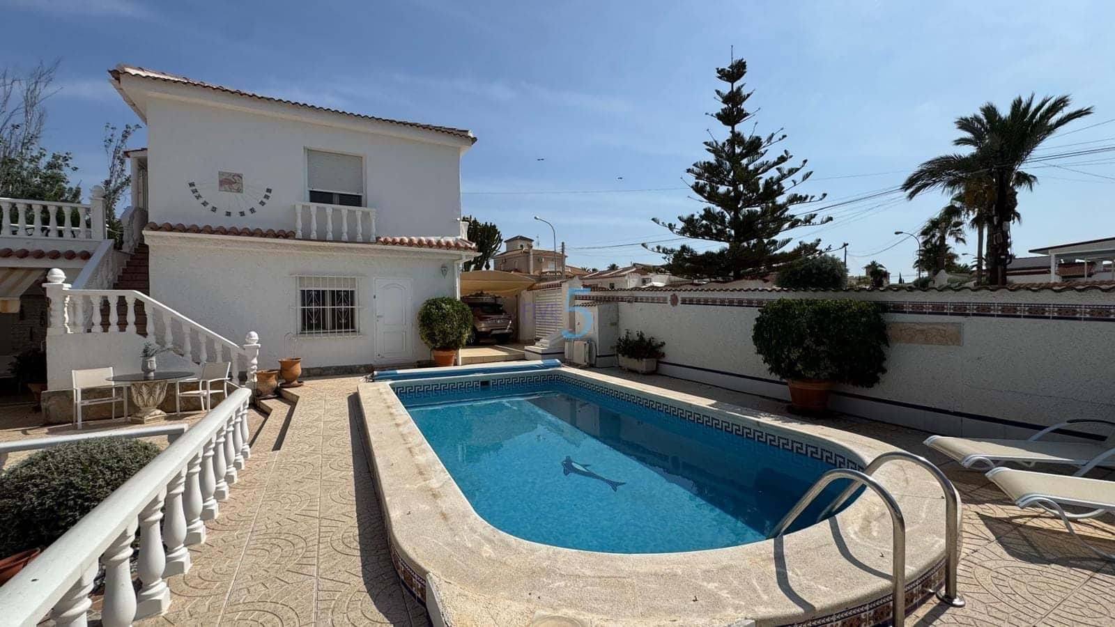 3 makuuhuone Huvila myytävänä paikassa Ciudad Quesada mukana uima-altaan - 499 999 € (Ref: 9072997)