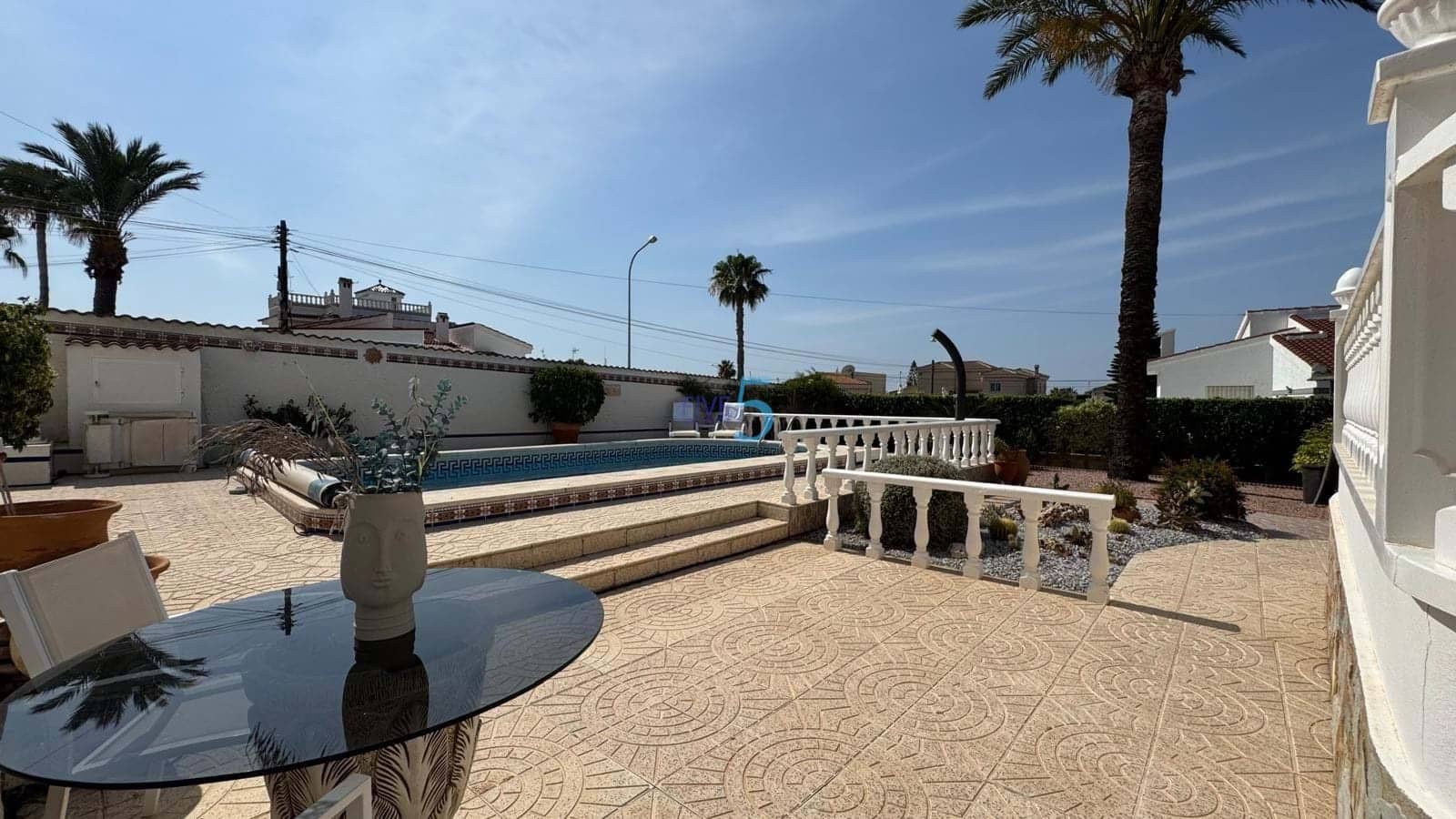 3 makuuhuone Huvila myytävänä paikassa Ciudad Quesada mukana uima-altaan - 499 999 € (Ref: 9072997)