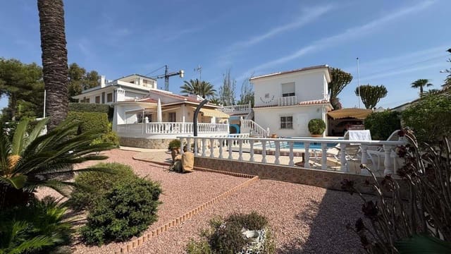 3 makuuhuone Huvila myytävänä paikassa Ciudad Quesada, Rojales mukana uima-altaan - 499 999 € (Ref: 9072997)