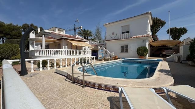 3 makuuhuone Huvila myytävänä paikassa Ciudad Quesada, Rojales mukana uima-altaan - 499 999 € (Ref: 9072997)