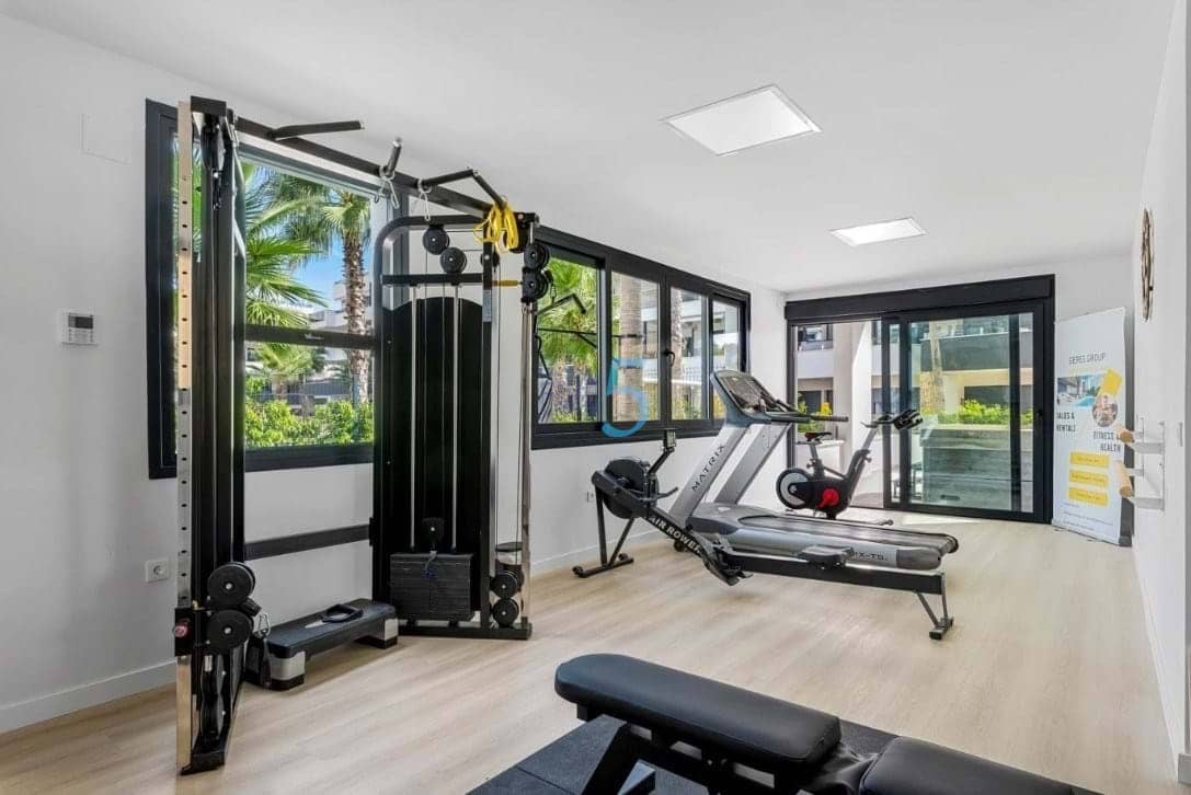 2 bedroom Apartment for sale in Los Altos with pool garage - € 289,000 (Ref: 9074566)