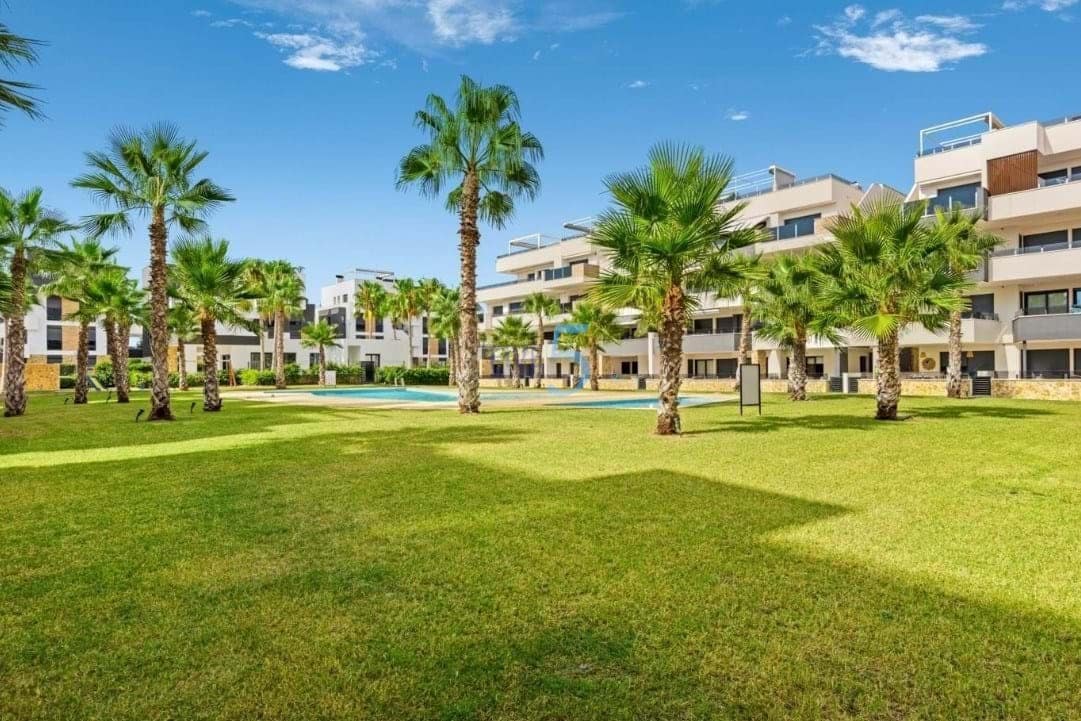 2 bedroom Apartment for sale in Los Altos with pool garage - € 289,000 (Ref: 9074566)