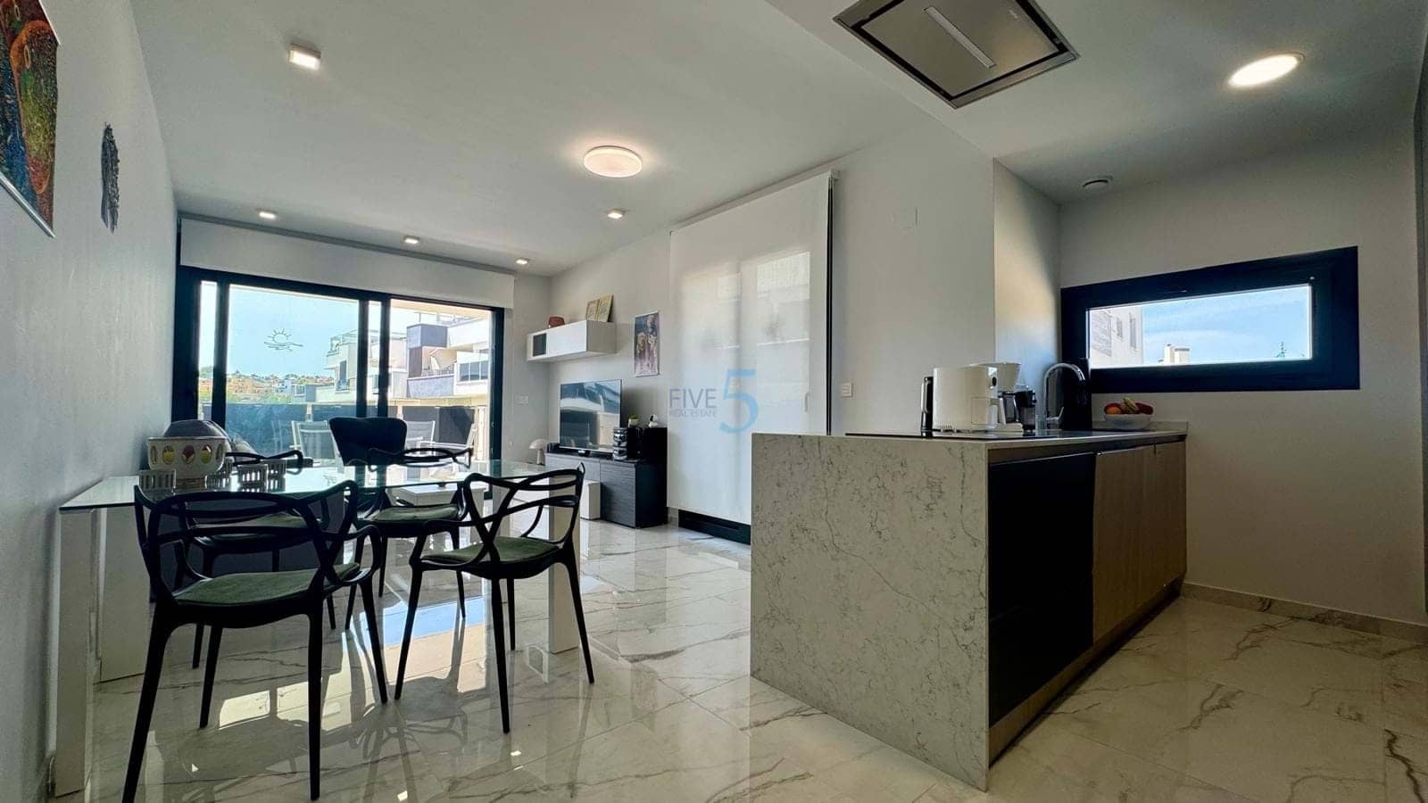 2 bedroom Apartment for sale in Los Altos with pool garage - € 289,000 (Ref: 9074566)