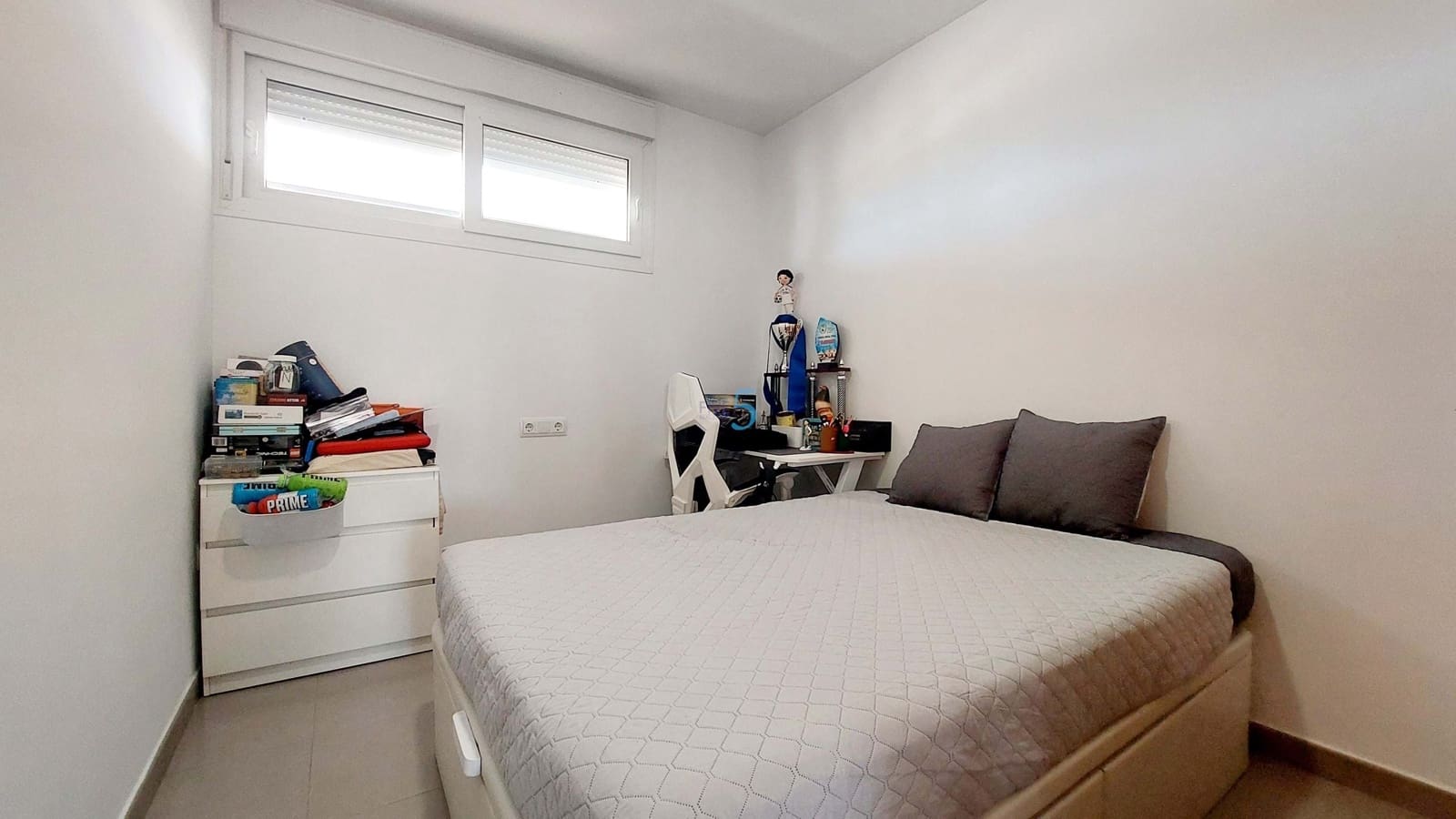 2 makuuhuone Huoneisto myytävänä paikassa Roldan mukana uima-altaan 
autotalli - 150 000 € (Ref: 9075483)