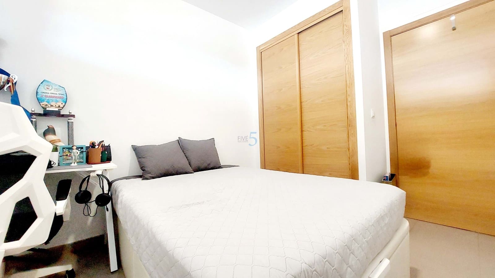 2 makuuhuone Huoneisto myytävänä paikassa Roldan mukana uima-altaan 
autotalli - 150 000 € (Ref: 9075483)