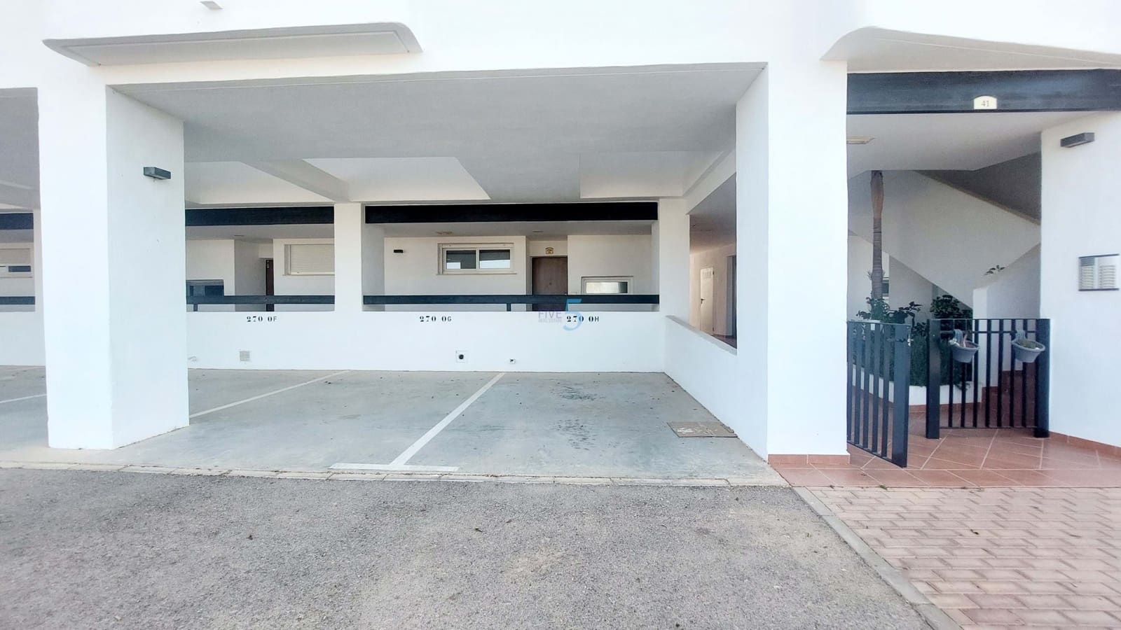 2 makuuhuone Huoneisto myytävänä paikassa Roldan mukana uima-altaan 
autotalli - 150 000 € (Ref: 9075483)