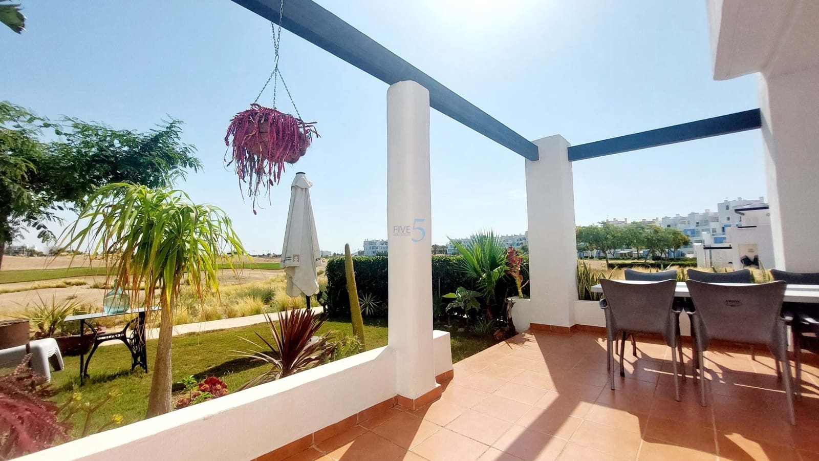 2 makuuhuone Huoneisto myytävänä paikassa Roldan mukana uima-altaan 
autotalli - 150 000 € (Ref: 9075483)