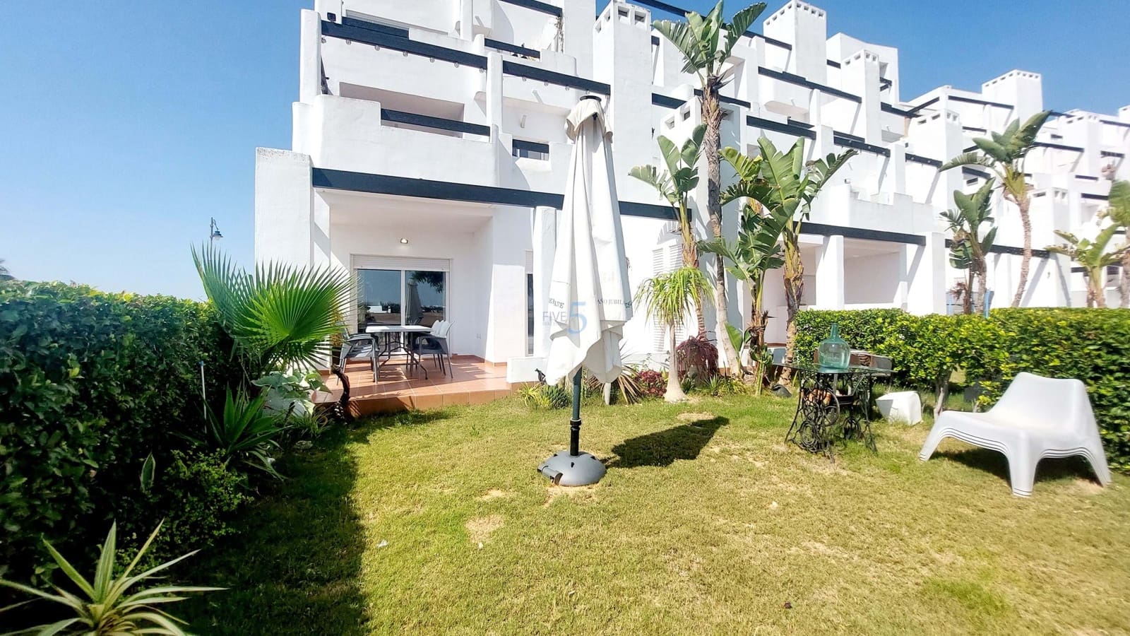 2 makuuhuone Huoneisto myytävänä paikassa Roldan mukana uima-altaan 
autotalli - 150 000 € (Ref: 9075483)