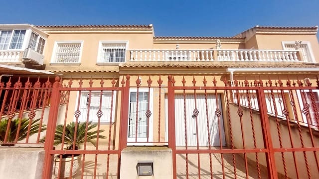 4 chambre Maison de Ville à vendre à Los Alcázares avec garage - 192 000 € (Ref: 9076927)