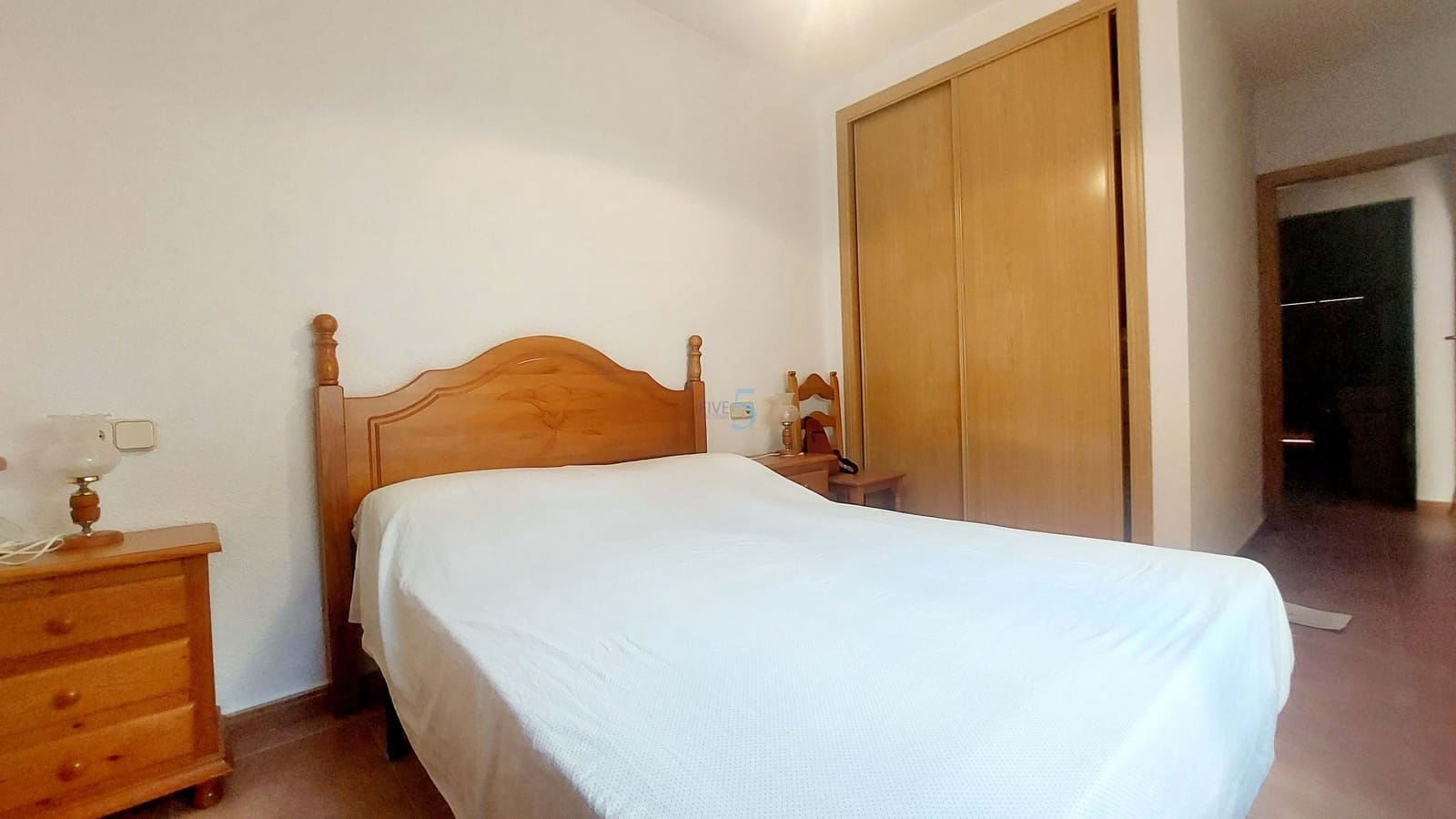 4 makuuhuone Omakotitalo myytävänä paikassa Los Alcazares mukana 
autotalli - 192 000 € (Ref: 9076927)