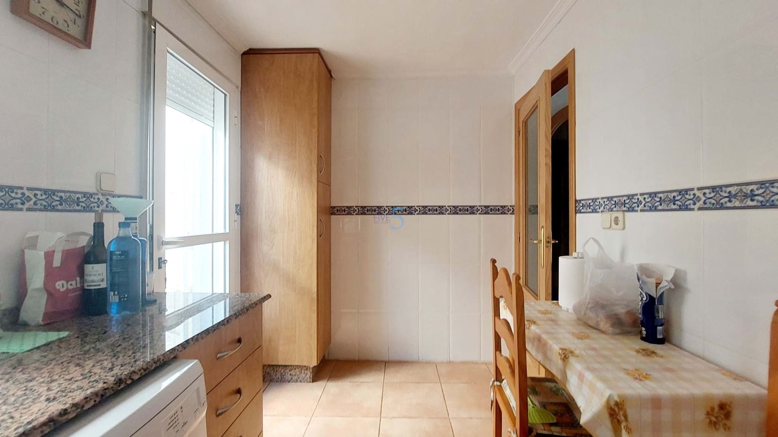 4 makuuhuone Omakotitalo myytävänä paikassa Los Alcazares mukana 
autotalli - 192 000 € (Ref: 9076927)