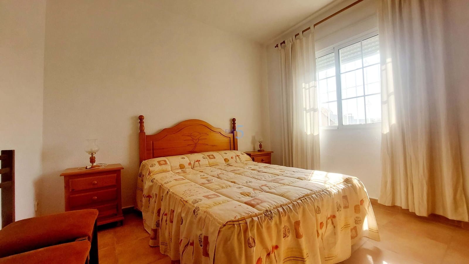 4 makuuhuone Omakotitalo myytävänä paikassa Los Alcazares mukana 
autotalli - 192 000 € (Ref: 9076927)