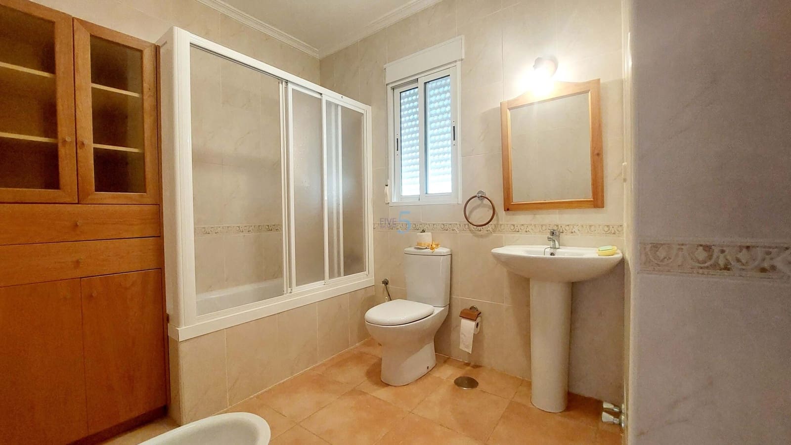 4 makuuhuone Omakotitalo myytävänä paikassa Los Alcazares mukana 
autotalli - 192 000 € (Ref: 9076927)